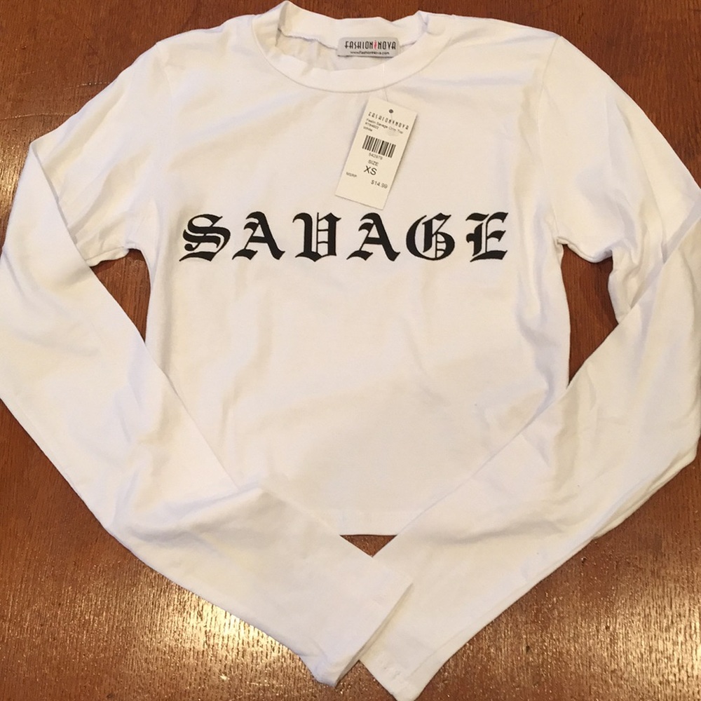 Cropped long sleeve t-shirt